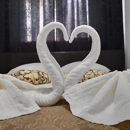 Hotel Miniom Constanta Bagian luar foto